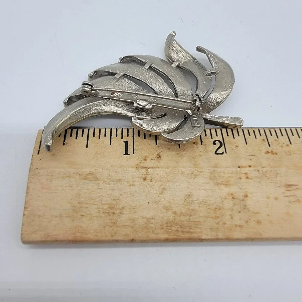 Vintage Signed‎ JJ Leaf Pin Brooch Autumn Fall